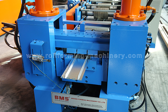 유압 포스트 커터