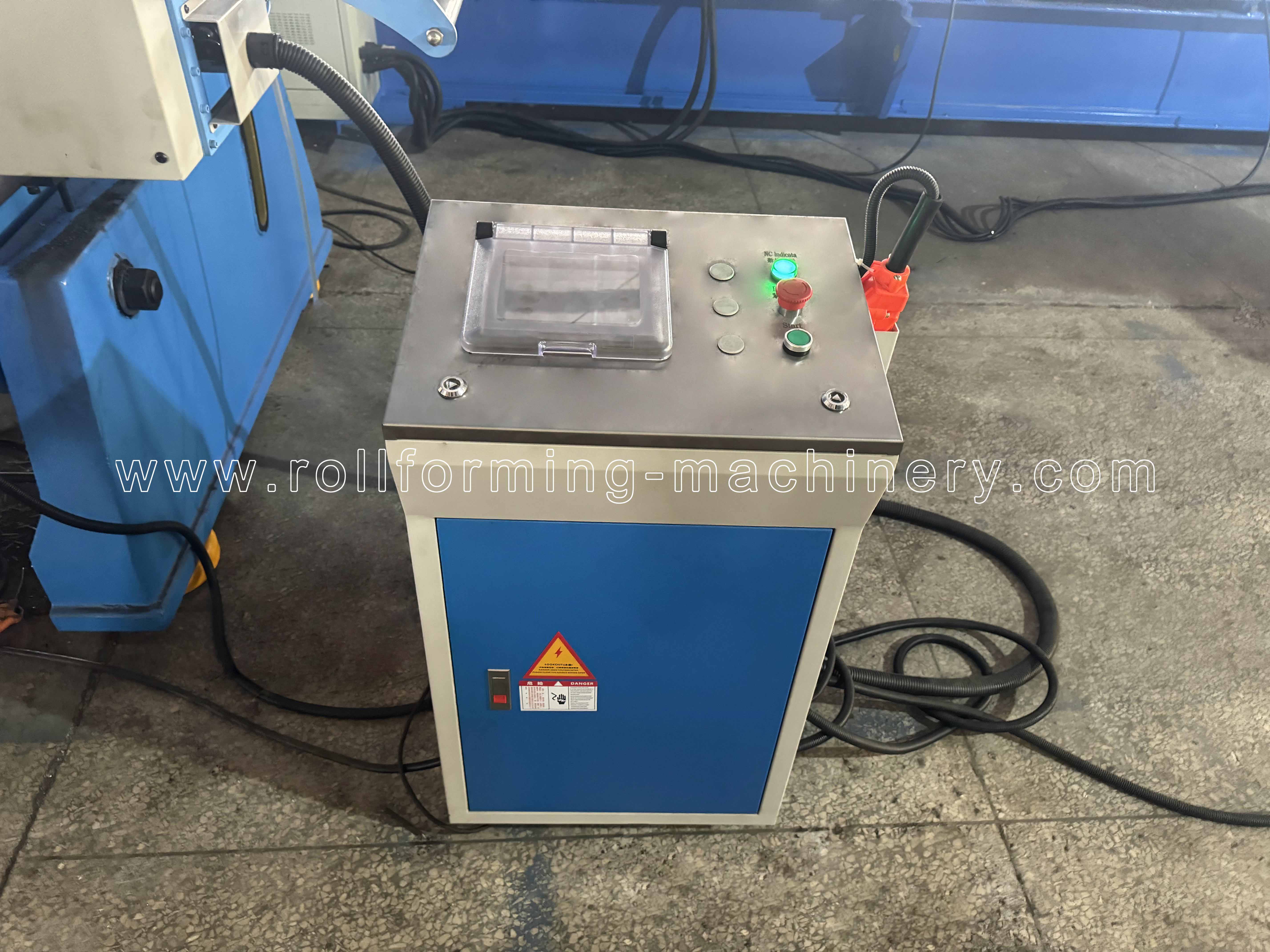 PLC 제어 캐비닛