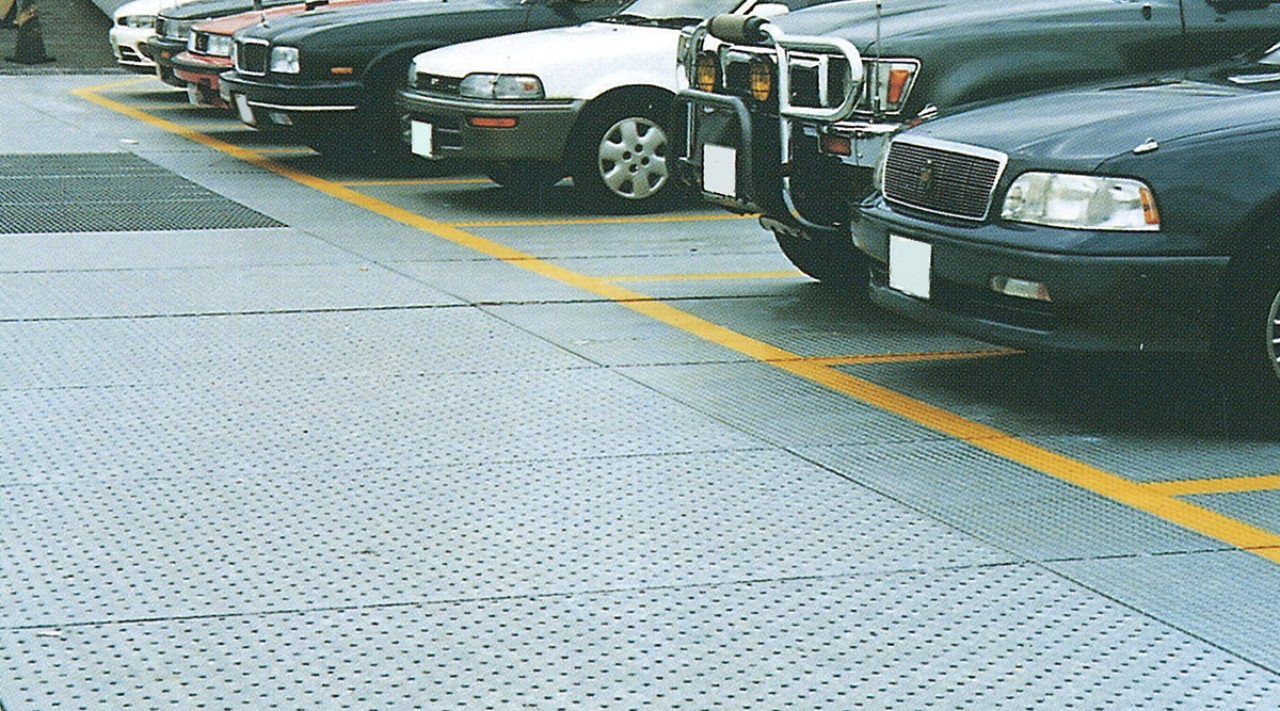 be8ca740e36dc210ab1a6e4396415114