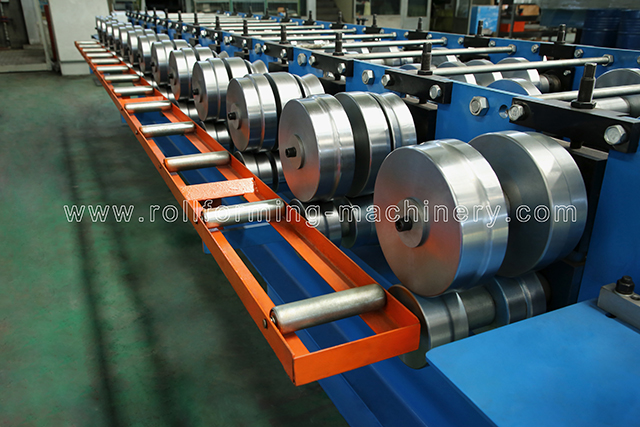 스탠딩 솔기 금속 지붕 